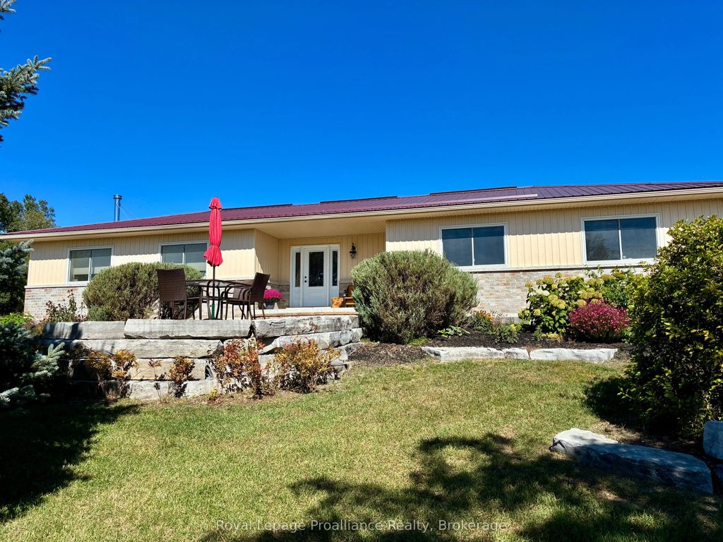 254 Airport Road, Quinte West