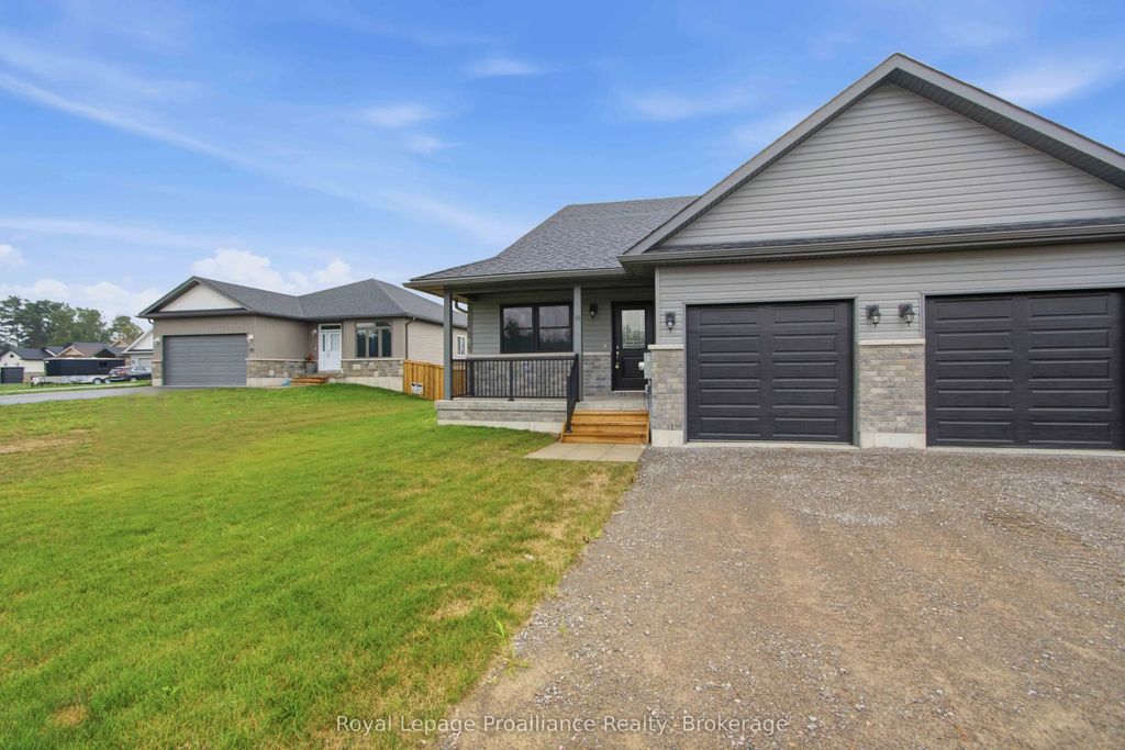 33 Clayton John Avenue, Brighton