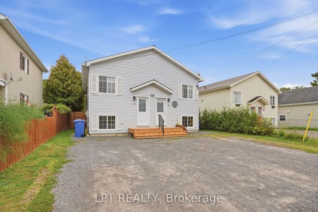 119 Pendleton Street, Champlain