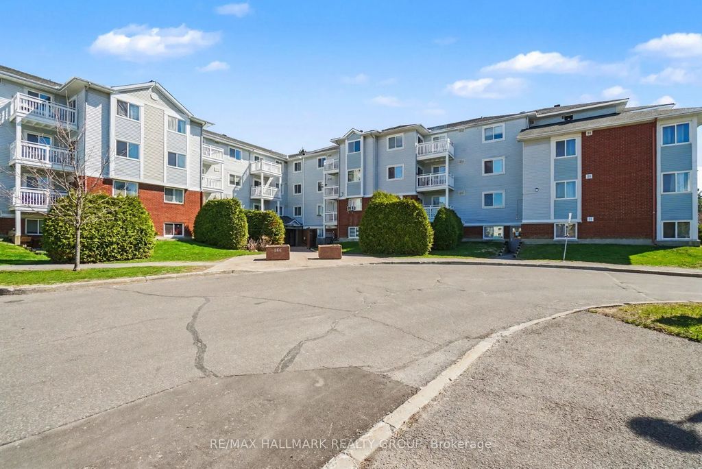 266 Lorry Greenberg Drive 203, Hunt Club - South Keys and Area