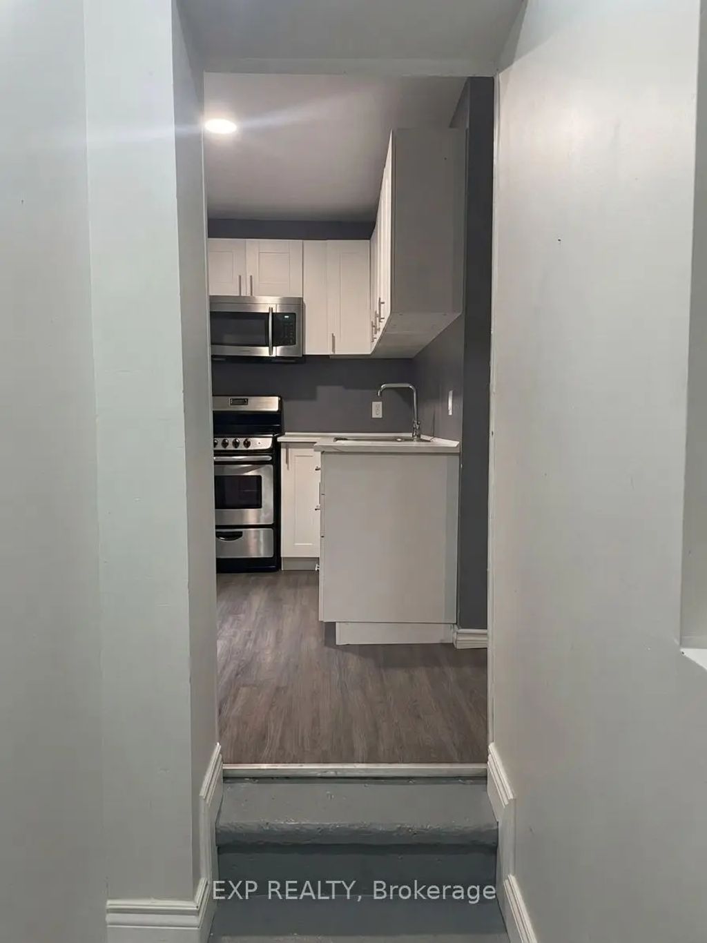 70 Victoria Avenue S #9, Hamilton