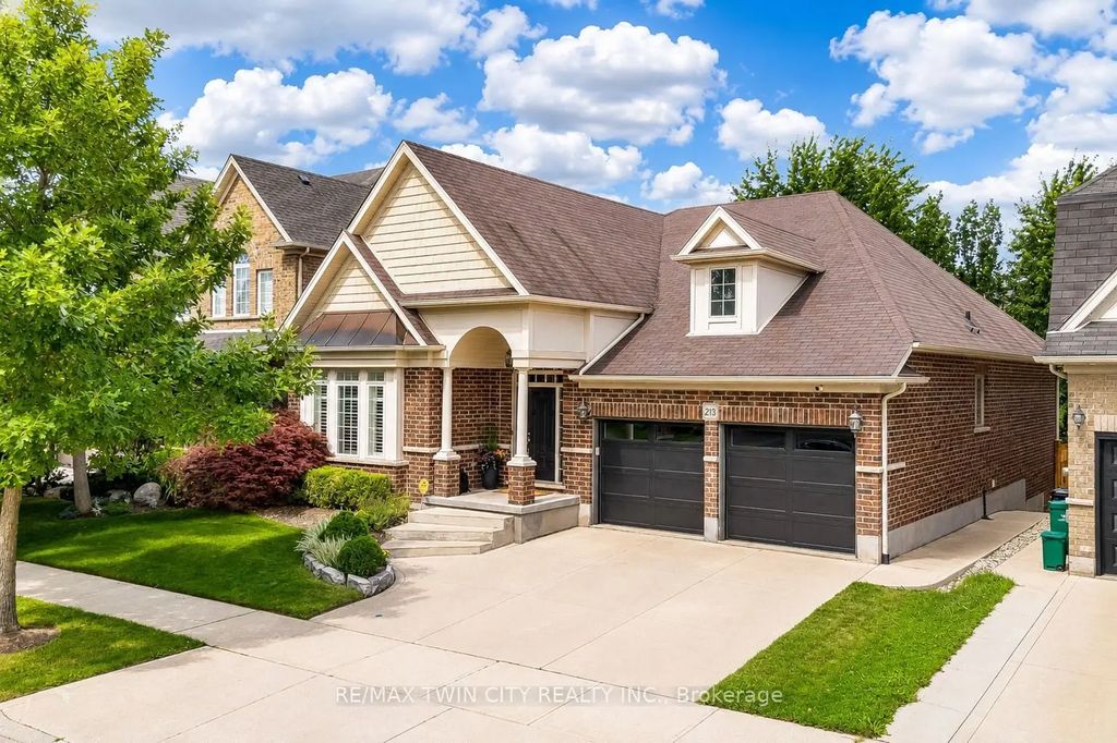 213 Edgewater Crescent, Kitchener
