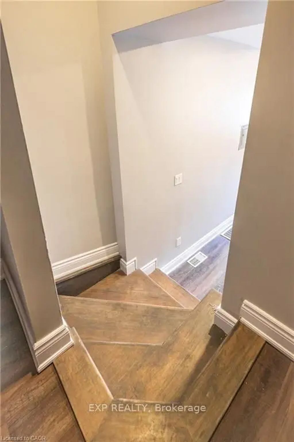 70 Victoria Avenue S #2, Hamilton