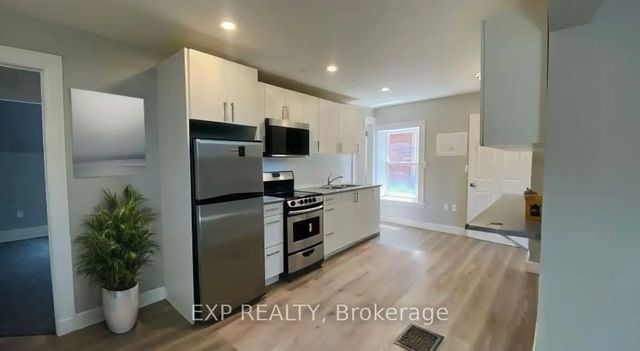 72 Victoria Avenue S #103, Hamilton