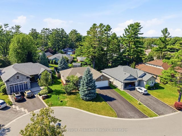 4 Birch Court, Brighton