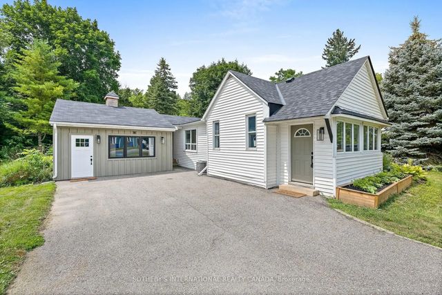 18 Main Street, Erin