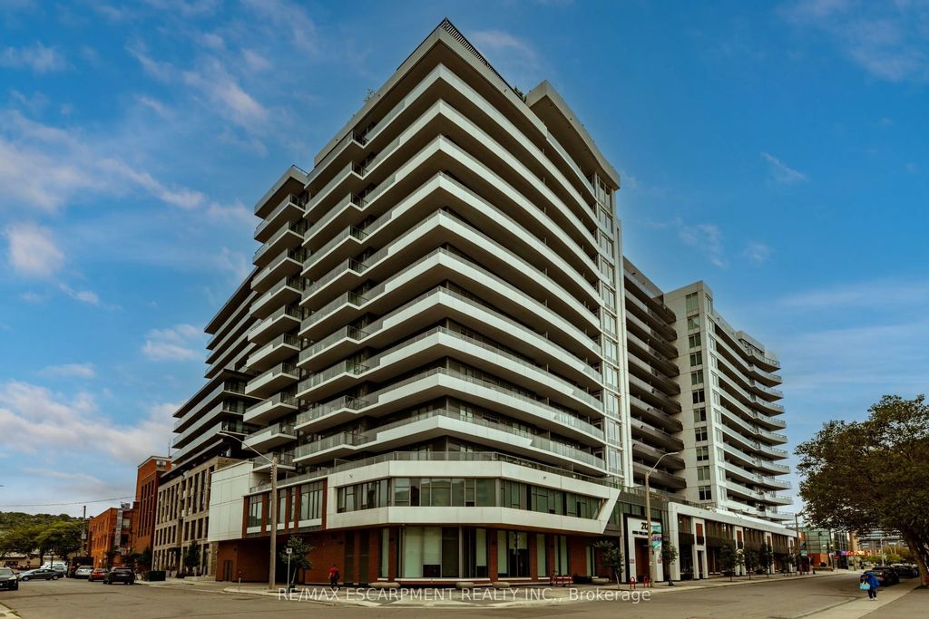 212 King William Street 812, Hamilton