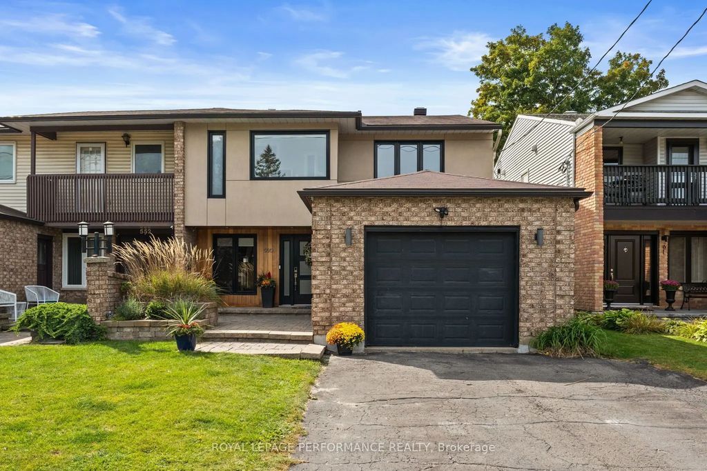 550 Foxview Place, Manor Park - Cardinal Glen and Area
