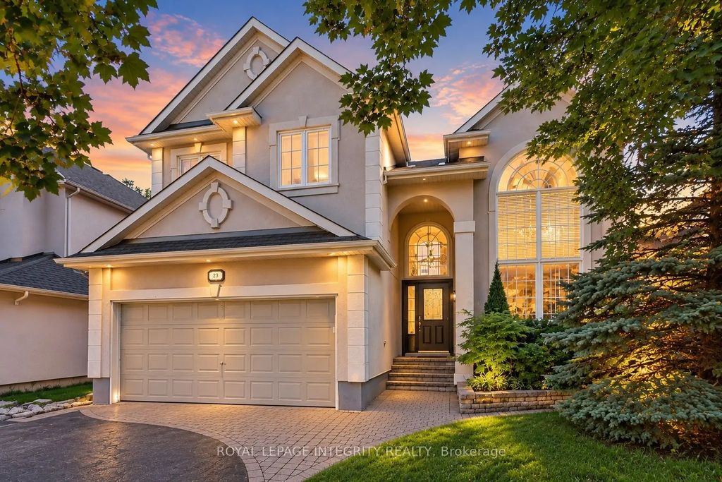 92 Broughton Street, Kanata