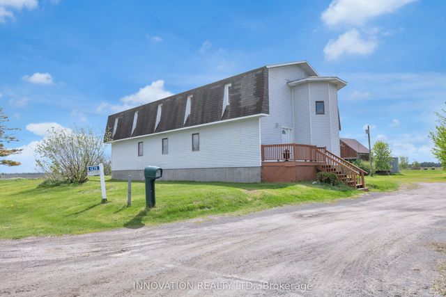 1270 Concession 8 Road, Alfred and Plantagenet