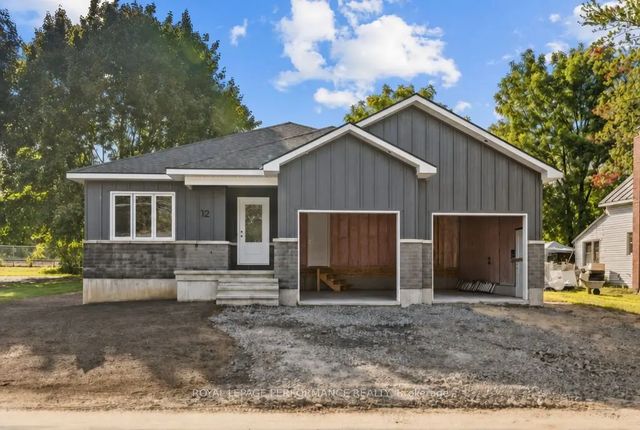 12 Mechanic Street, North Glengarry