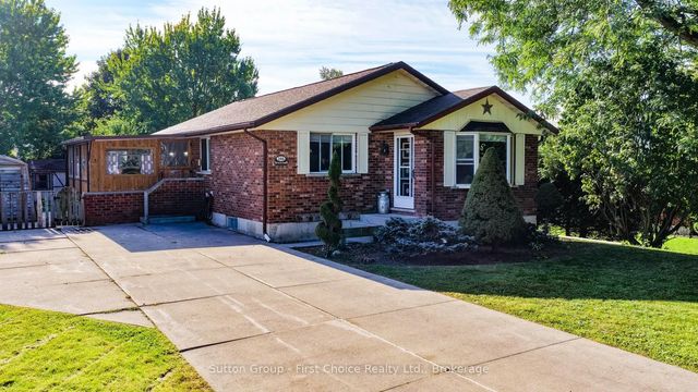 146 Jarvis Street S, Huron East