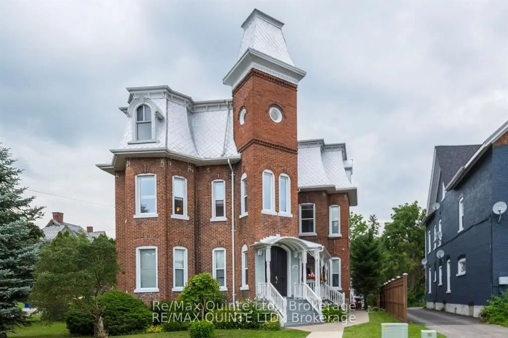 116 King Street 5, Quinte West