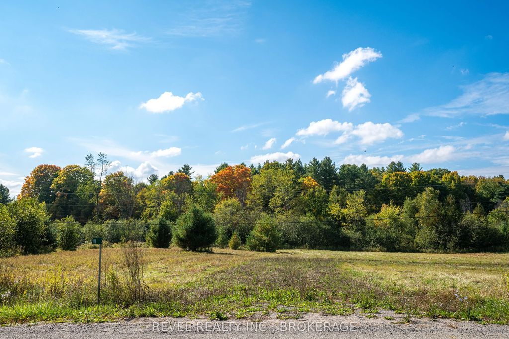 111 Buck Bay Road, Frontenac