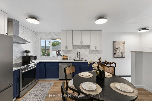 20 Ridge Point Drive, St. Catharines