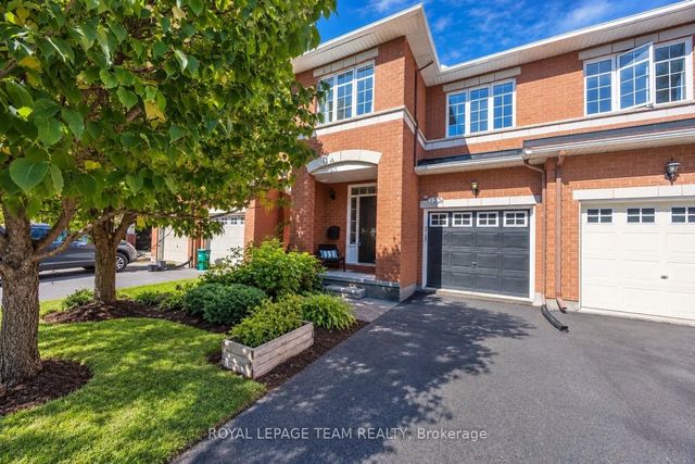 135 Gatespark Private, Kanata