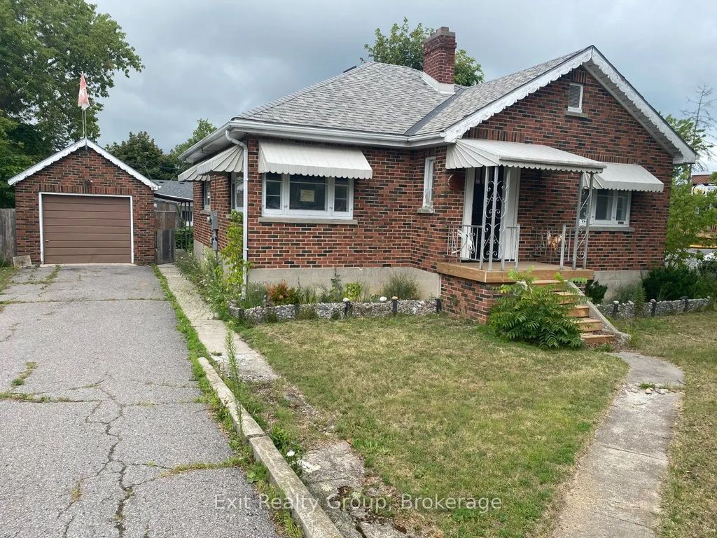 236 North Front Street, Belleville