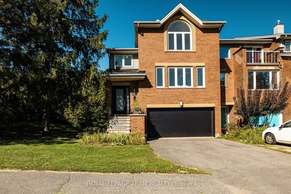 2a Weslock Way, Kanata