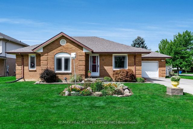 2 Swallow Place, Chatham-Kent