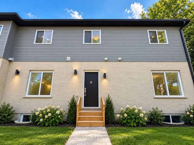 143 Marconi Court, London East