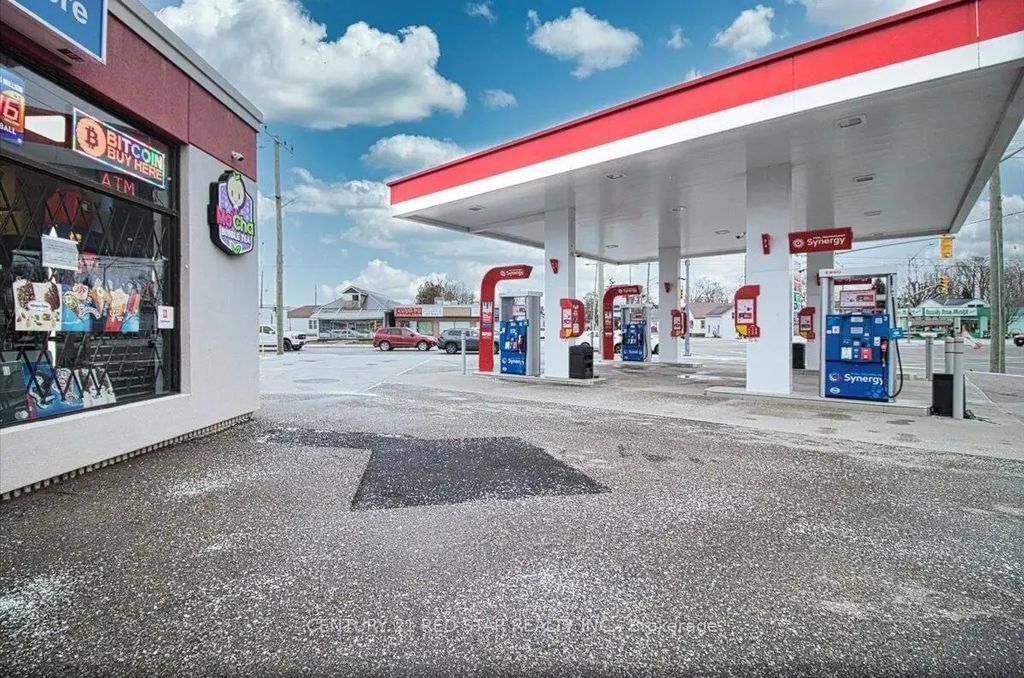 410 Queen Street, Chatham-Kent