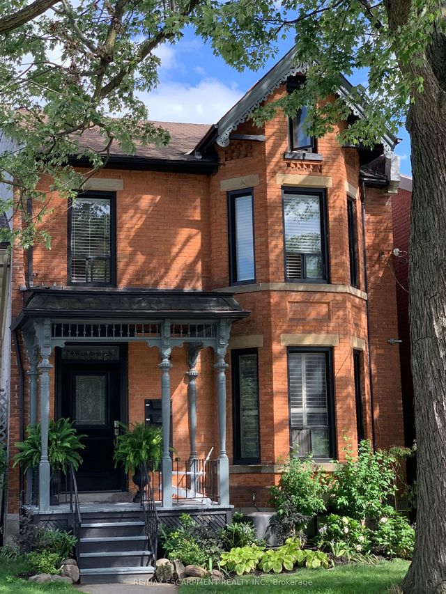 74 West Avenue N 5, Hamilton