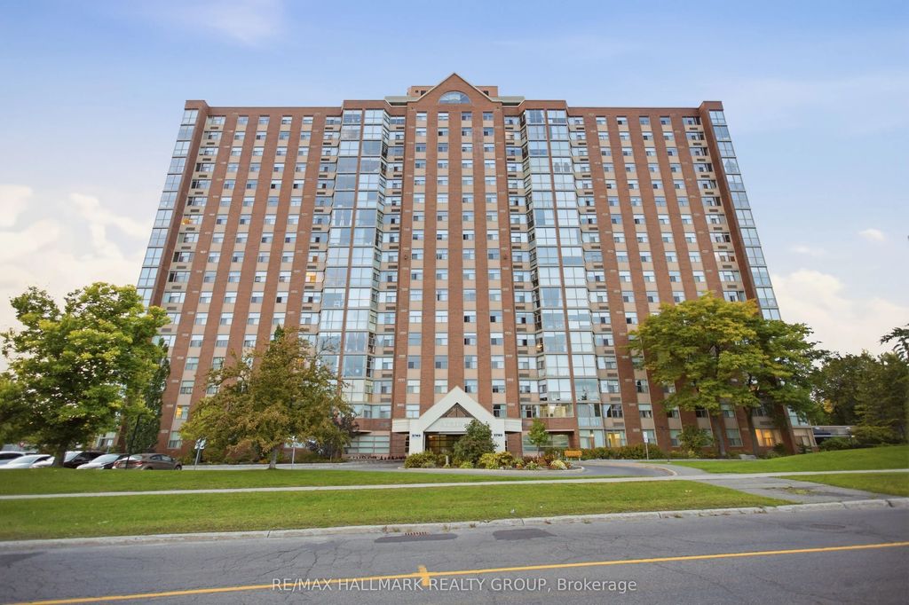 2760 Carousel Crescent 1710, Blossom Park - Airport and Area