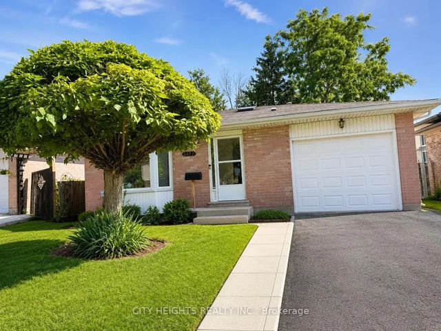 1487 Jalna Boulevard Upper Level, London South