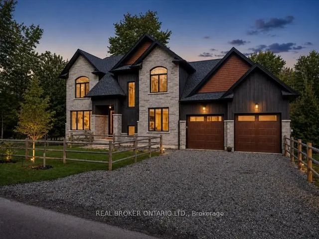1095 Mineral Springs Road, Hamilton