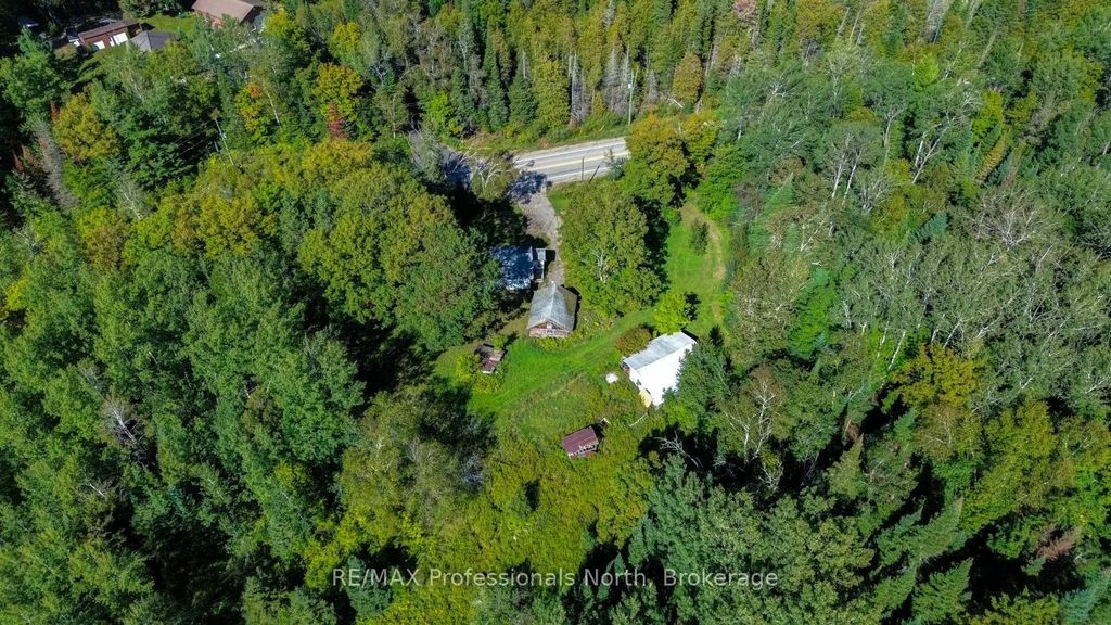 4388 Loop Road, Highlands East