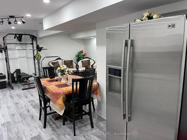 84 Blue Mountain Drive Basement, Hamilton