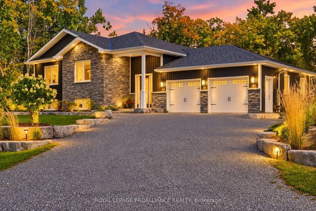 322 Elbow Point Road, Trent Lakes