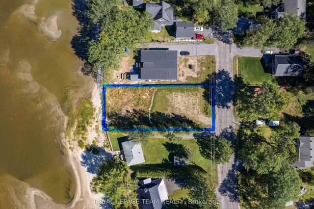 794 Bayview Drive, Constance Bay - Dunrobin - Kilmaurs - Woodlawn