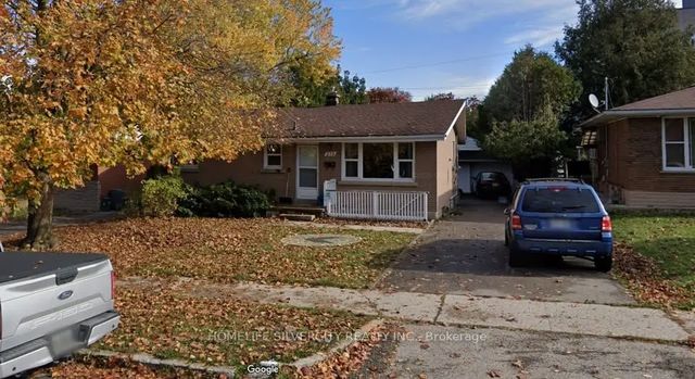 276 Sunview Street, Waterloo
