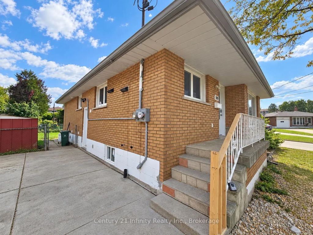 109 Purdy Crescent 2, Hamilton