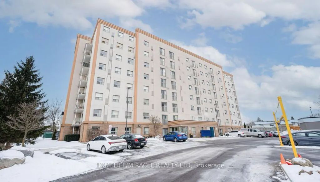 593 Strasburg Road 705, Kitchener