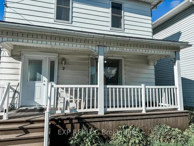 4564 Ste Catherine Street 2, The Nation