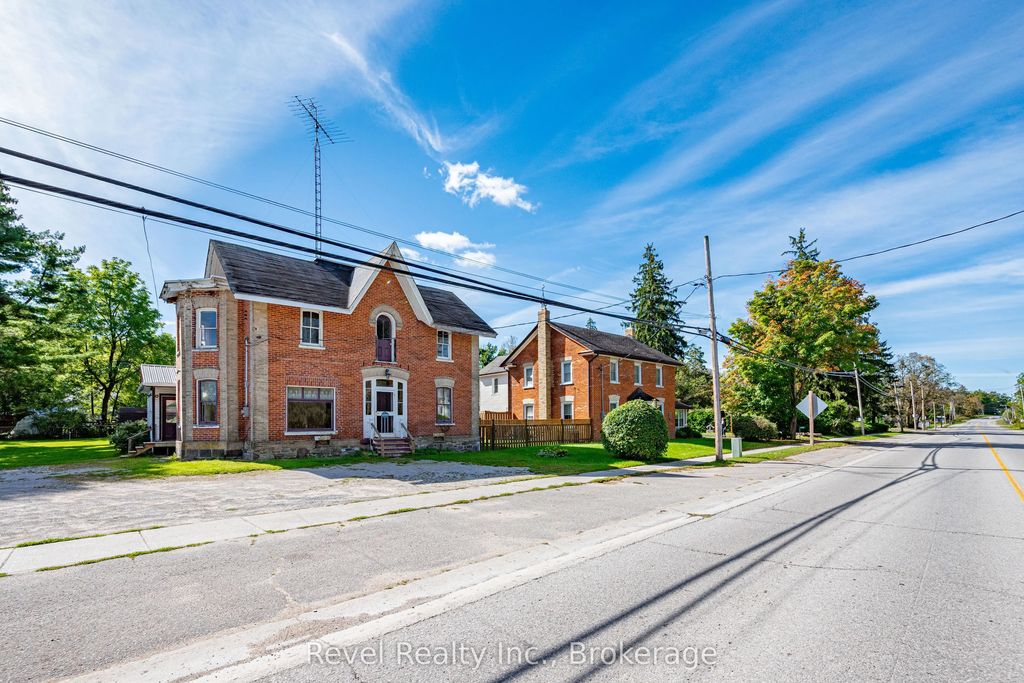 1014 Portage Road, Kawartha Lakes