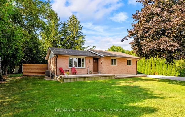 38823 Vienna Street, Bluewater