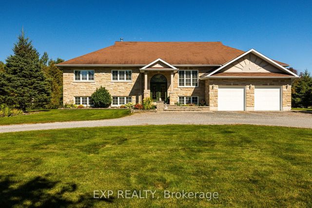 140 Windmill Crescent, Beckwith