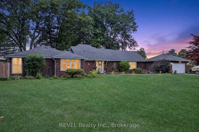 2631 Thompson Road, Fort Erie