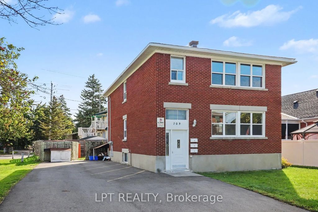 703 Morgan Street, Vanier and Kingsview Park