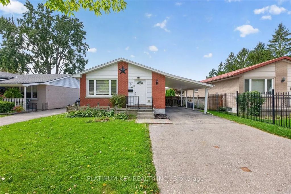15 Garland Crescent, London East