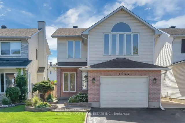 1644 Toulouse Crescent, Orleans - Convent Glen and Area