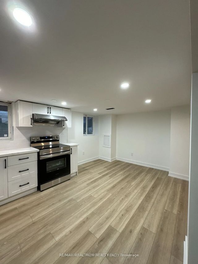 293 East 17th Street, Hamilton