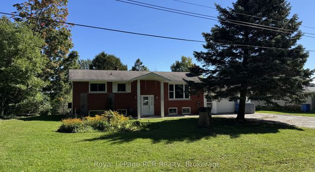 105 Maple Grove Lane, Georgian Bluffs