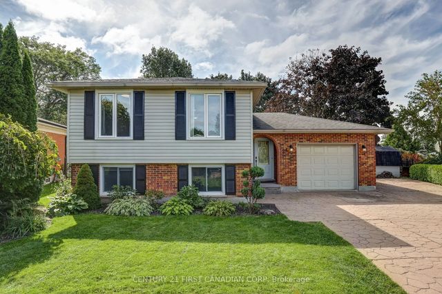 24 Erinlea Drive, St. Thomas