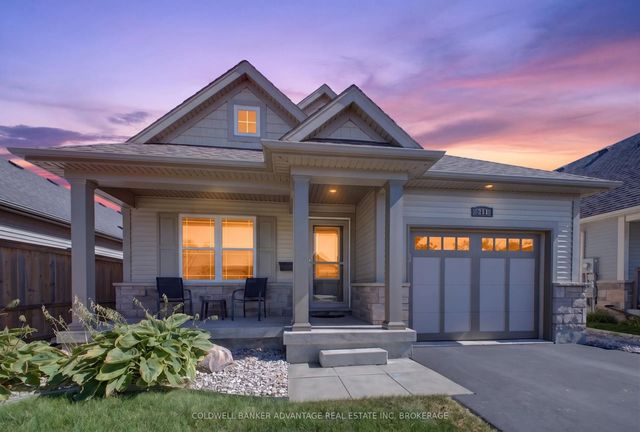 211 Classic Avenue, Welland