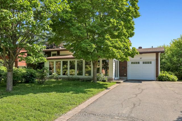 37 Lyall Street, Cityview - Parkwoods Hills - Rideau Shore