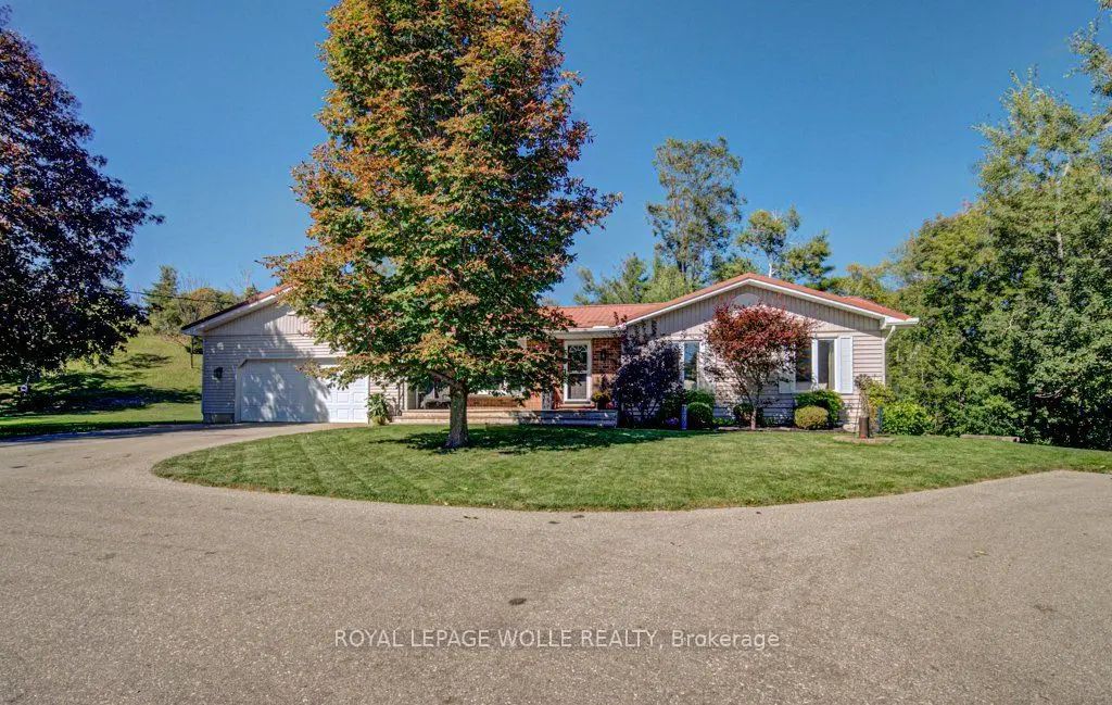 108 Lake Road, Puslinch